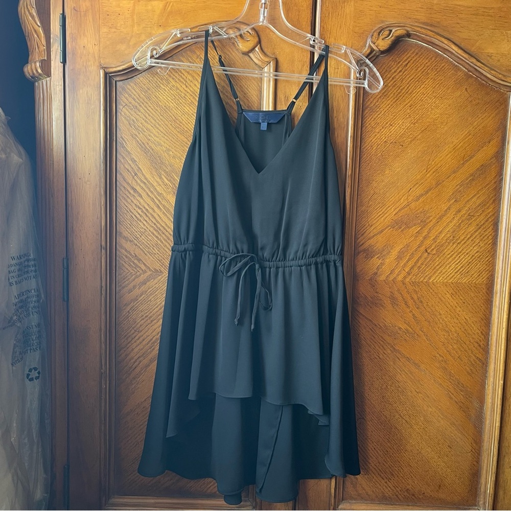 Rachel Black V-Neck High-Low Top XS